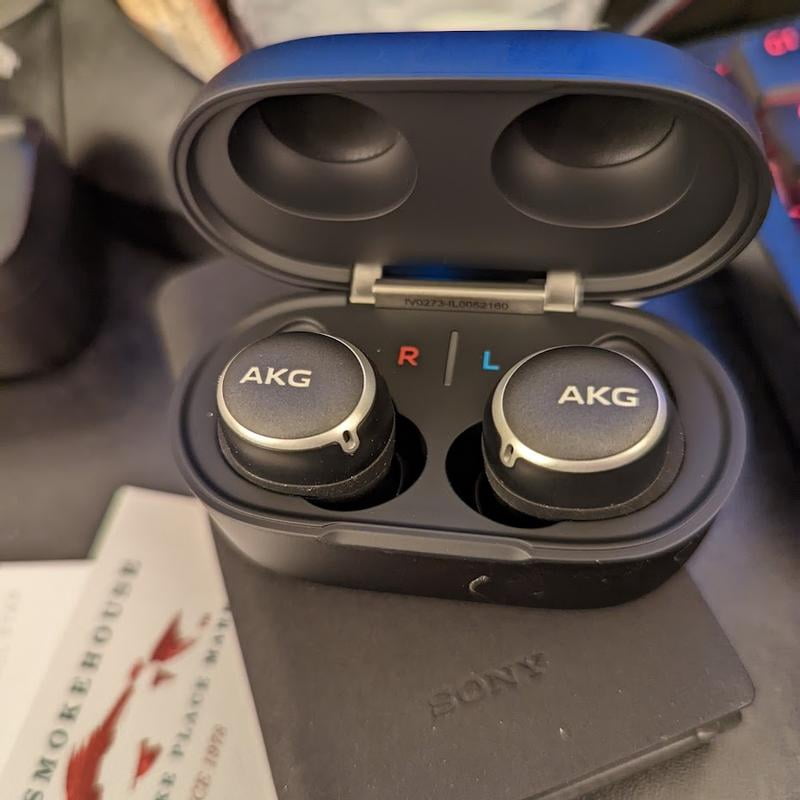 AKG N400NC TWS True Wireless Bluetooth Noise-cancelling Headphones