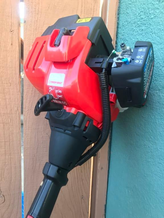 Troy Bilt TB32EC Gas Powered Straight Shaft String Trimmer 27cc