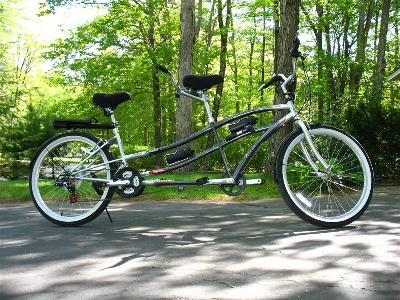 18 One Size Kent International Dual Drive Tandem Comfort Bike Road