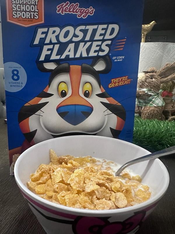 Kellogg's Frosted Flakes Original Cold Breakfast Cereal, Family