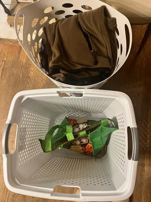 Home Logic 2.5 Bushel XL Lamper Plastic Laundry Basket, White, 2