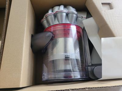 Dyson V8 Fluffy Cordless Vacuum with Animal Attachments