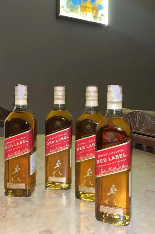 Johnnie Walker Red Label 6本セット Johnnie Walker Red Label 50mL, 40% ABV - Walmart.com