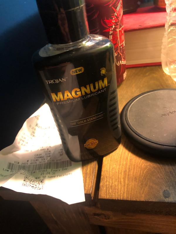 Trojan Magnum Premium Personal Lubricant, Water-Based, Mess Free and  Non-Sticky, 133 ml