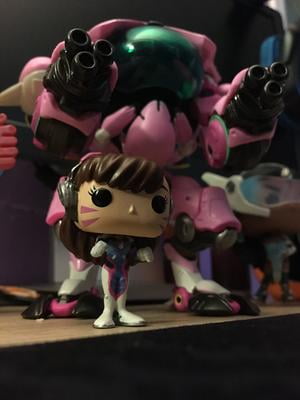 Funko POP Games: Overwatch D.VA & Meka 6