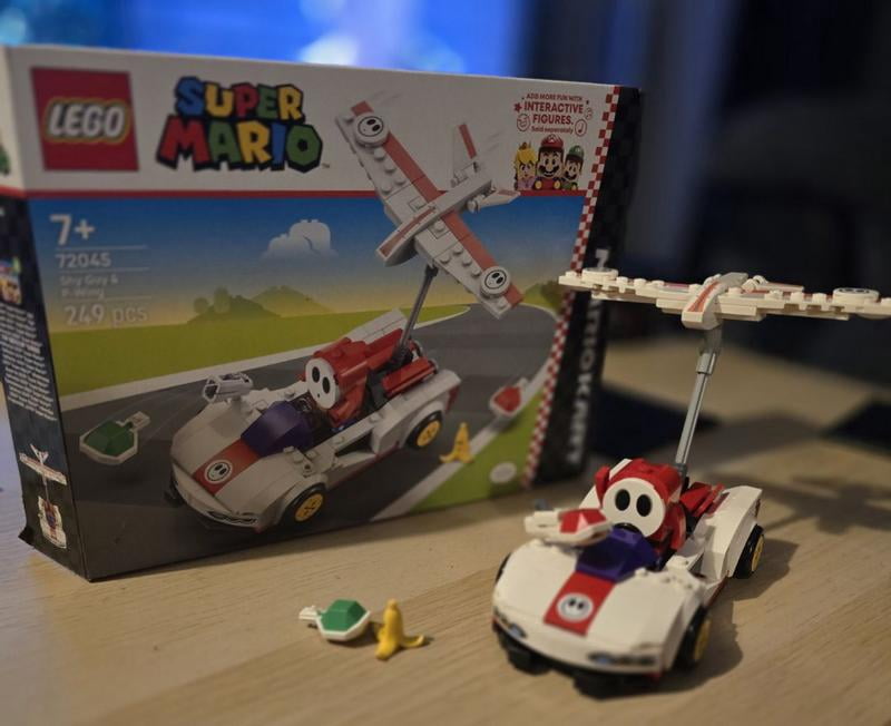 LEGO, Super Mario: Mario Kart, 72045, Red Shy Guy and P-Wing