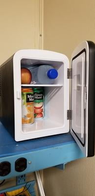 mini 9 can fridge
