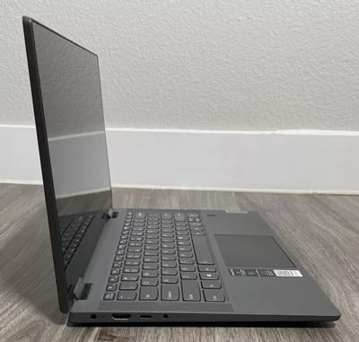 HP Notebook 250 G9, Pc portatile Silver, Intel Core i5 12Th Gen 4,4Ghz, Ram 16Gb, SSD M2 1Tb