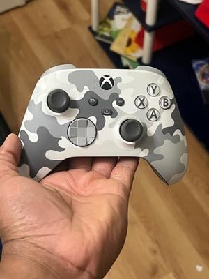 Free Shipping! Microsoft Xbox Wireless Controller Arctic Camo with