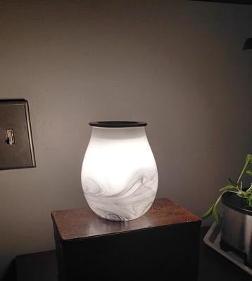 w*w様 calmlence ベスト　定価86900円　カームレンス Better Homes & Gardens Art Glass Wax Warmer Storm - Scented