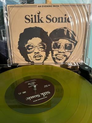 Silk Sonic ( Mars,Bruno & Paak,Anderson ) - Silk Sonic (Walmart