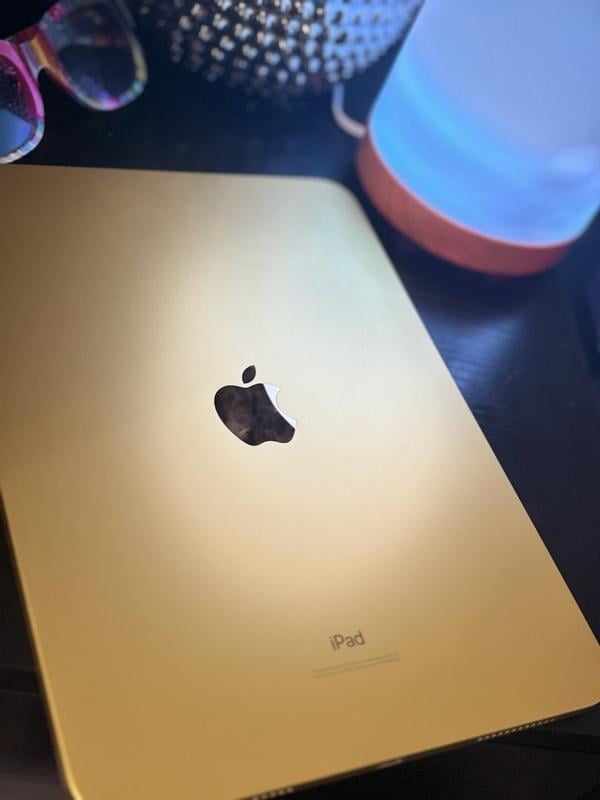 Customer reviews for 2022 Apple 10.9-inch iPad Wi-Fi + Cellular
