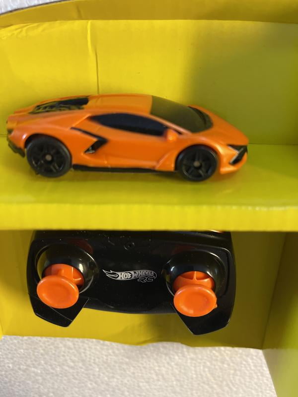 ホットウィール RC LAMBORGHINI REVUELTO NEW 2024 Hot Wheels RC - Lamborghini Revuelto - 1:64 Scale