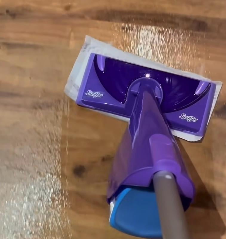 Swiffer, WetJet Mop, Floor Cleaner for Wood Laminate Tile, Fresh