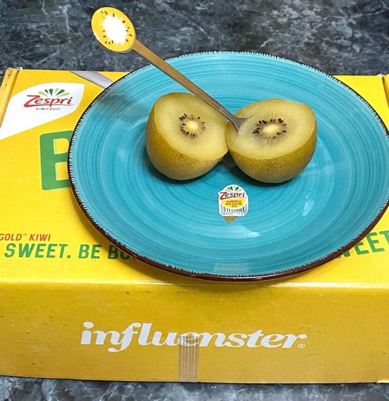 Zespri Sungold Fresh Kiwi Fruit, 2 lb Package - Walmart.com