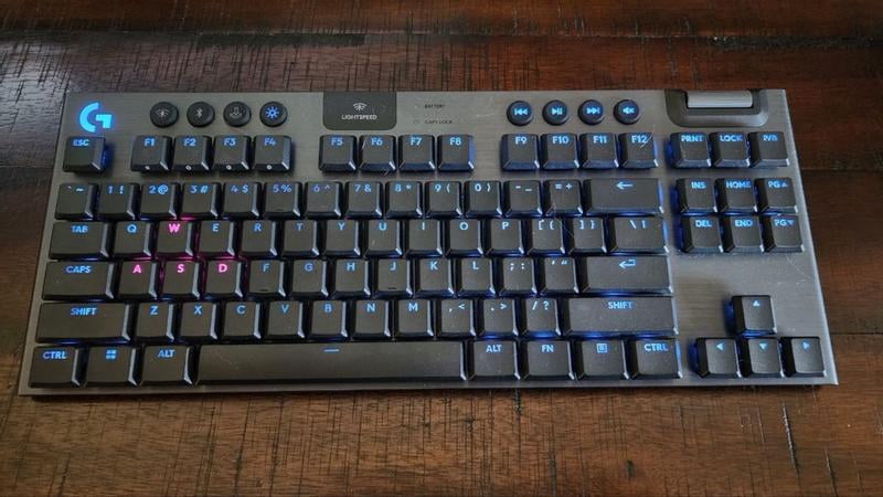 Logitech G915 X Lightspeed TKL Low-Profile Wireless Gaming