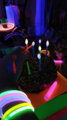 KIDS ADULTS NEON FLAME BIRTHDAY CANDLE PACK 12 CAKE TOPPER PARTY XMAS COLOUR 