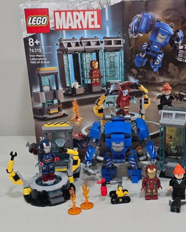 Set LEGO Super Heroes Laboratorio de Iron Man: Salón de Armaduras