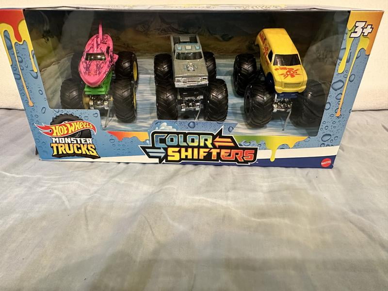 Hot Wheels Monster Trucks 1:64 Color Shifters 3-Pack, Toy
