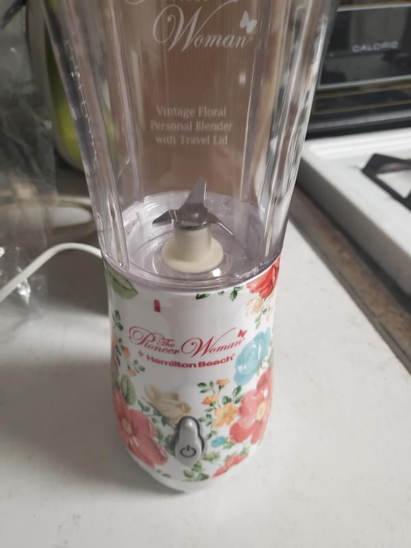 New The Pioneer Woman Vintage Floral 14-Ounce Personal Blender