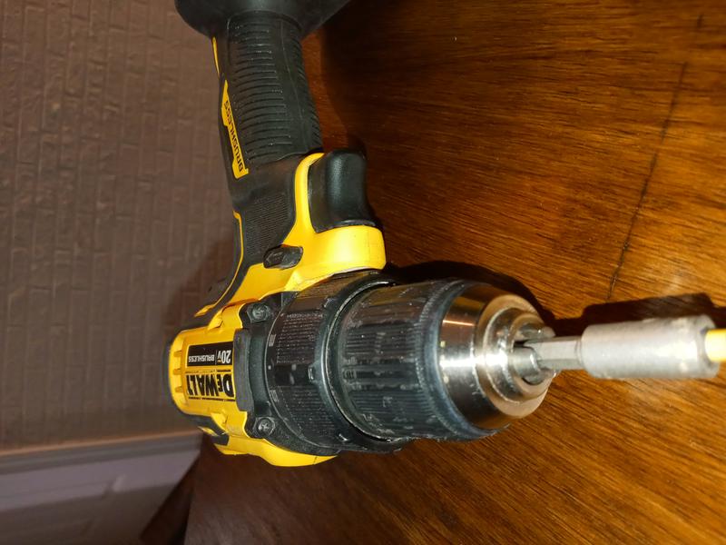 DEWALT Tough Grip Rapid Load 27-Pack 
