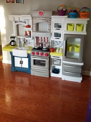 step 2 elegant edge kitchen set
