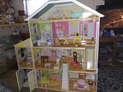 kidkraft majestic mansion dollhouse with 34 accessories