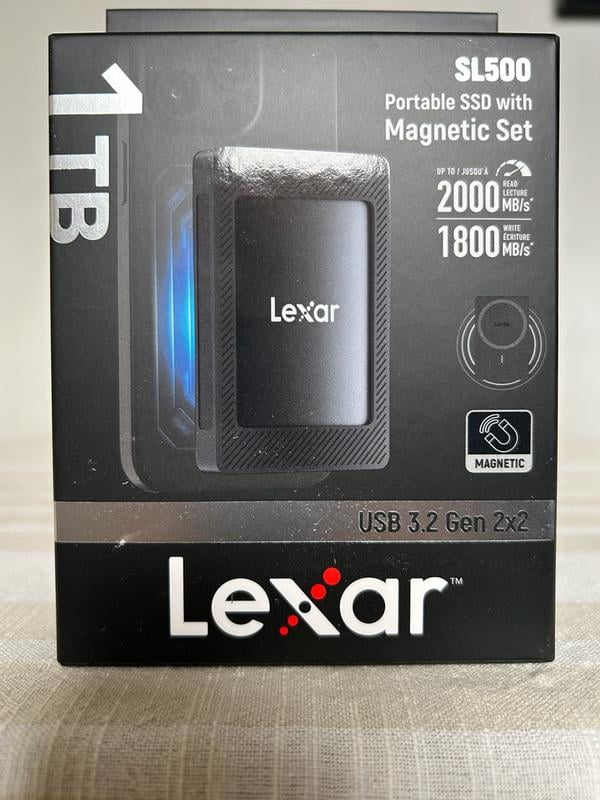 Lexar 1TB SL500 Portable SSD with Magnetic Set, High-Speed 2000MB