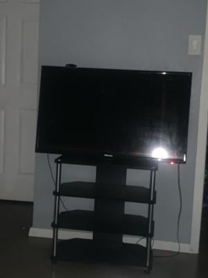 Convenience Concepts Designs2Go Corner TV Stand for TVs up to 29