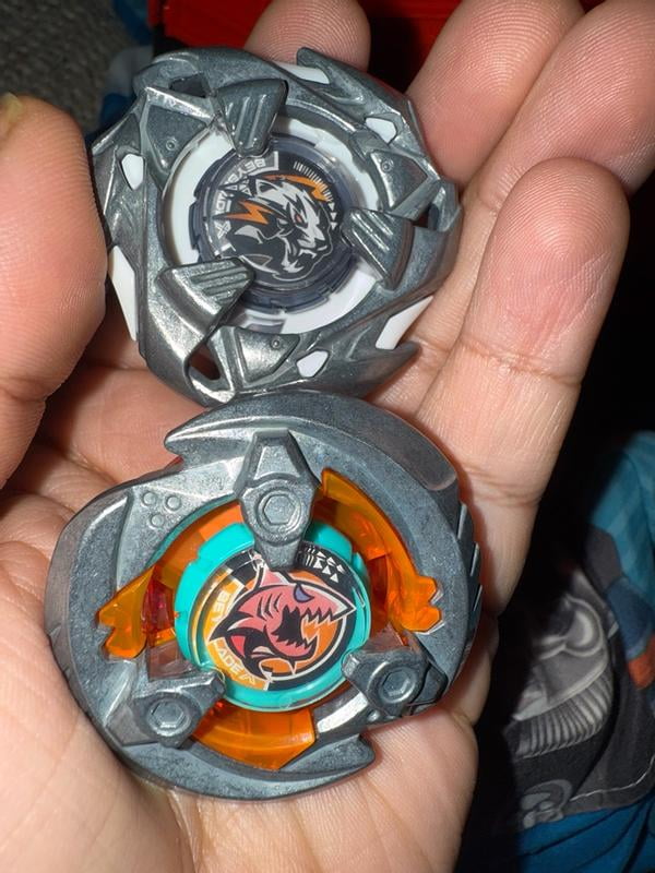 Beyblade X Gill Shark 4-70O & Pearl Tiger 3-60U Dual Pack Battling