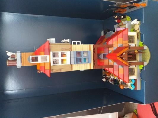 LEGO Harry Potter Magical Battle Attack on the Burrow 75980