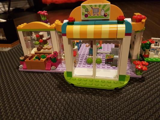 lego friends supermarket