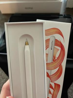 Apple Pencil Pro: Advanced Tools, Pixel-Perfect Precision