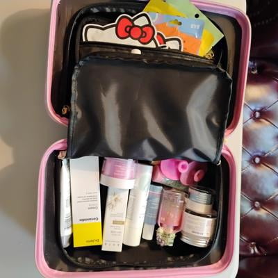 Customer reviews for Hard Shell Cosmetic Travel Case, Pink, 1