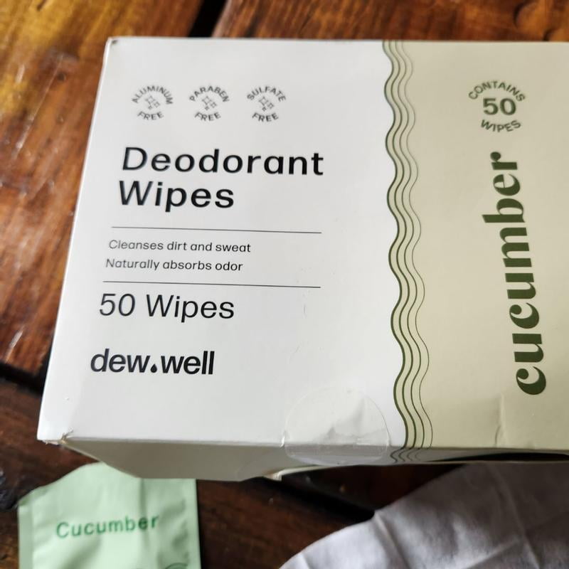 Dew Well - Refresh Deodorant Wipes - Een frisse start als je onderweg bent - Aluminium, parabenen en sulfaat vrij - Variety Pack (munt, roos en komkommer) - 50 individueel verpakte doekjes