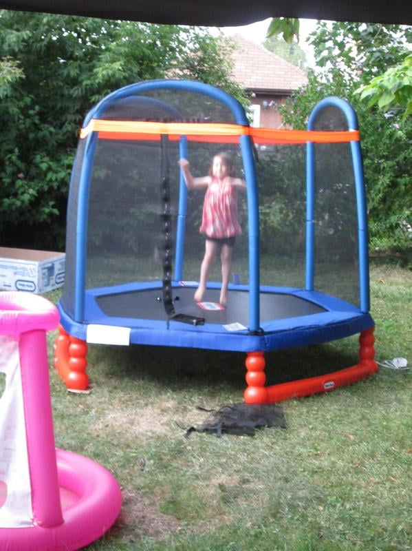 Little Tikes 7 Foot Trampoline With Enclosure Blue Orange Walmart Com Walmart Com