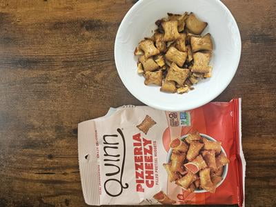 3 pack) Quinn Pizzeria Cheezy Filled Pretzel Nuggets, Plant Based