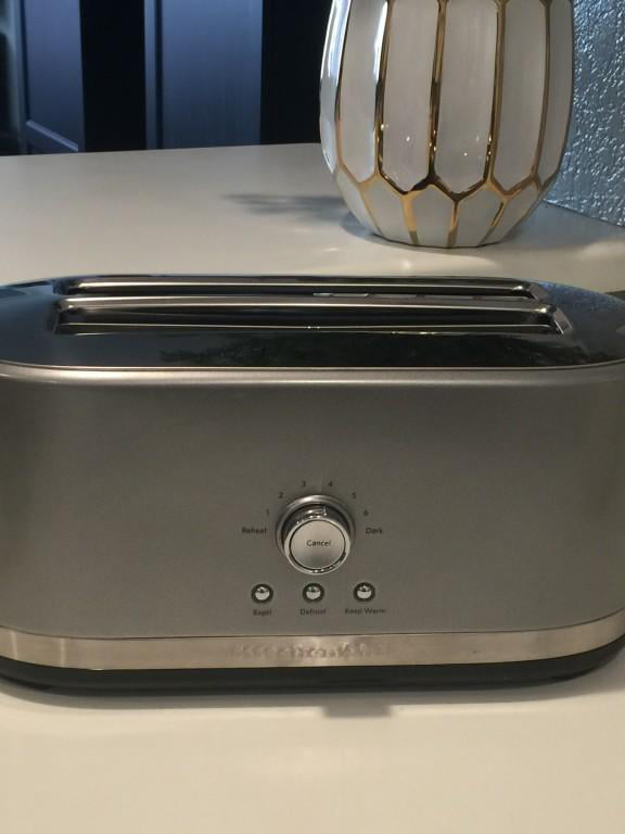 KitchenAid KMT4116ER 4 Slice Long Slot Toaster with High Lift Lever, Empire  Red