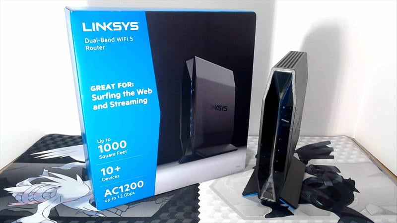 E5600 Linksys Dual-Band AC1200 WiFi 5 Router 