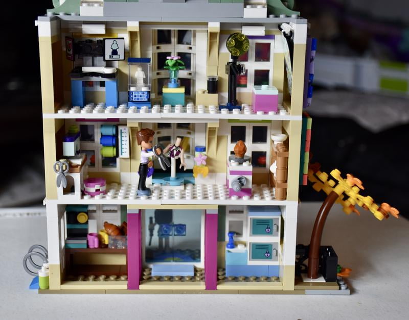 LEGO Friends Emma s Art School 41711 Toy Building Kit 844 Pieces Walmart