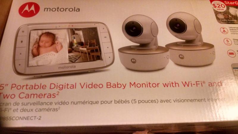 Motorola Mbp855connect 2 5 Inch Hd Video Baby Monitor With Wifi And Two Cameras Walmart Com Walmart Com