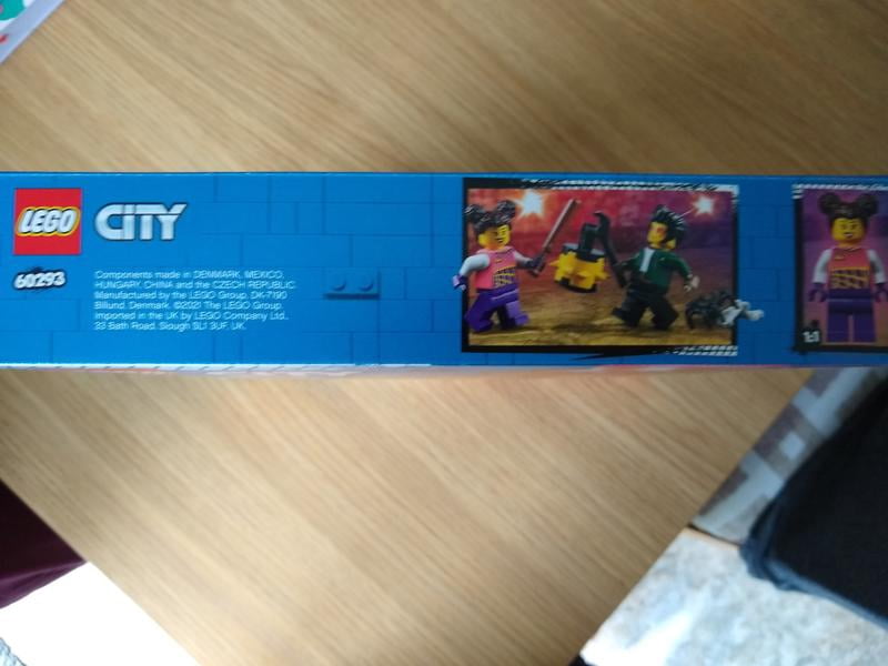 LEGO, City Stunt Park 60293, with motorcycle for stunt action