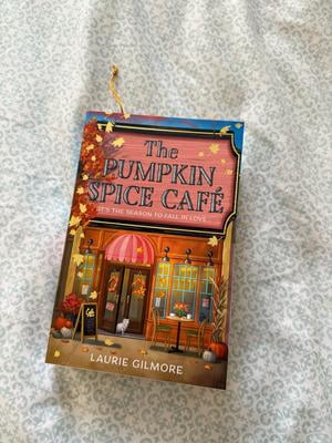 Laurie Gilmore The Pumpkin Spice Café Paperback Cozy Small Town