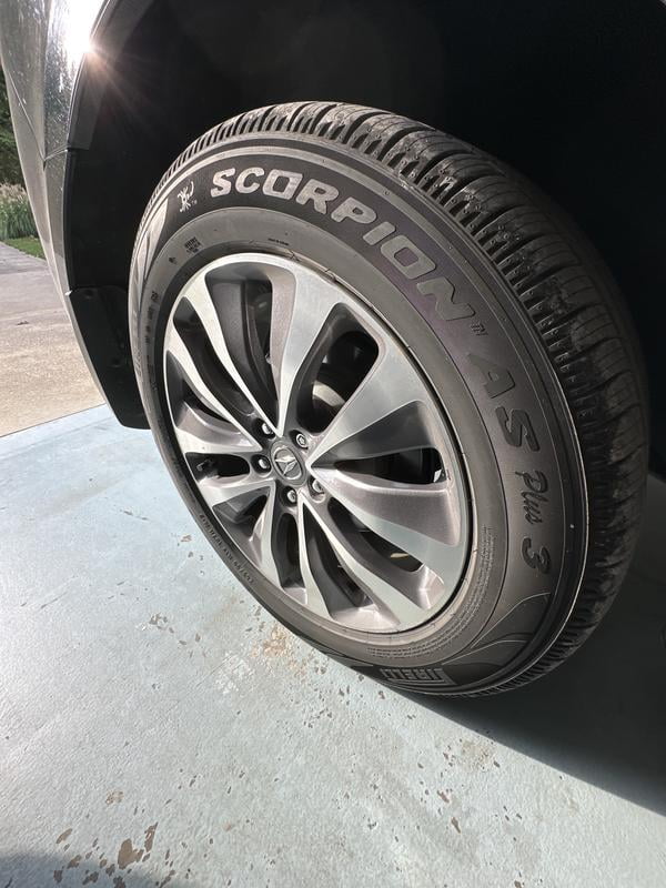 Pirelli Scorpion AS Plus 3 - 245/55R19/XL 107H Tire