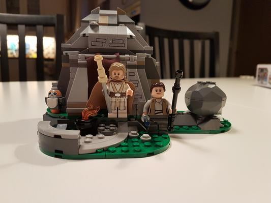 LEGO Star Wars Ahch-To Island Training (75200) Review - The Brick Fan