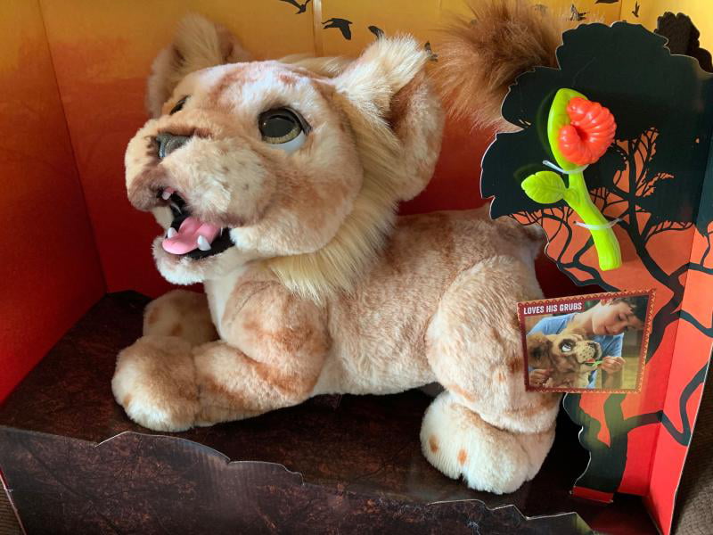 Hasbro Disney Le Roi Lion Mighty Roar Simba Jouet interactif en peluche,  ramenA A la vie par Furreal, plus de 100 combinaisons de sons et de