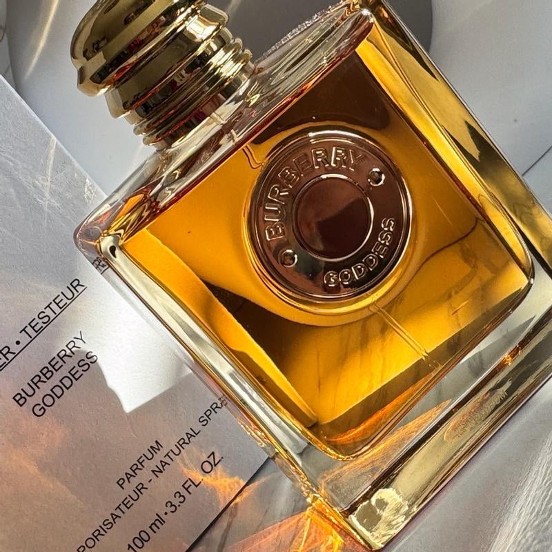 Burberry Goddess オールドパルファム ボディローションセット Burberry Goddess Perfume Gift Set, 3.3oz EDP Spray, 0.33oz