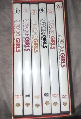 Warner Home Video: 2 Broke Girls Complete Series - Comedy