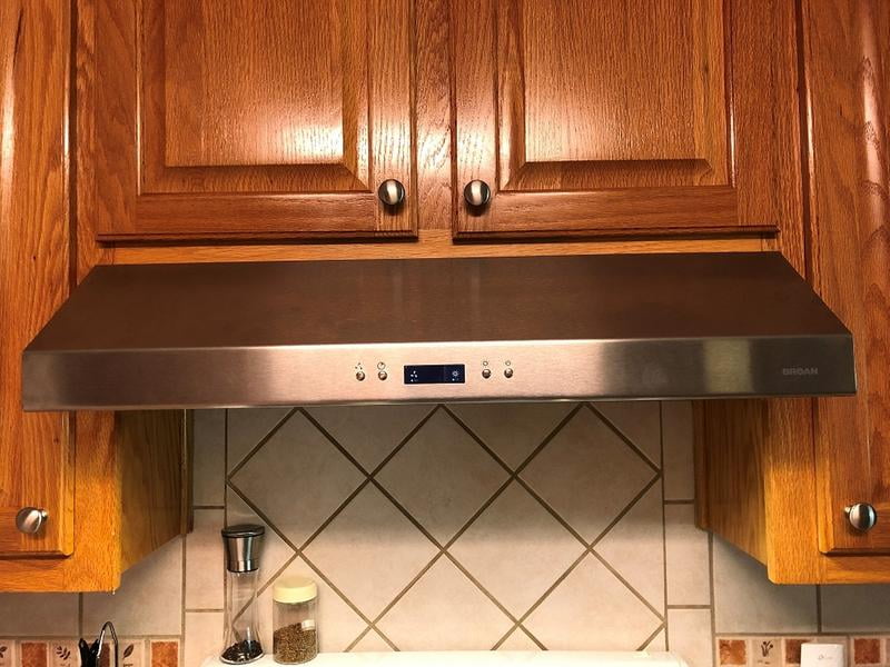 broan bcdj130ss range hood
