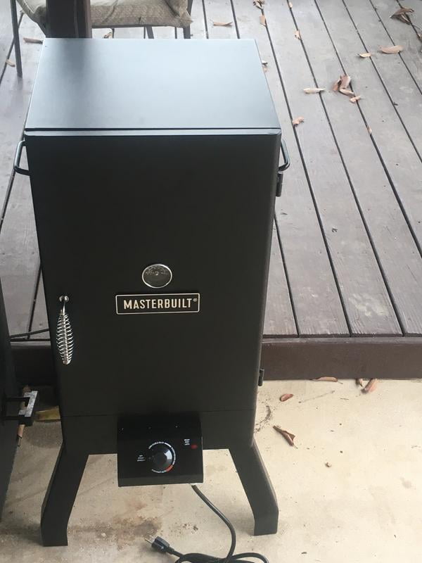 Masterbuilt 30 Analog Electric Smoker In Black With Racks, 49 OFF